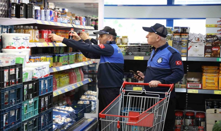 Alacada zabıta ekipleri marketleri denetledi