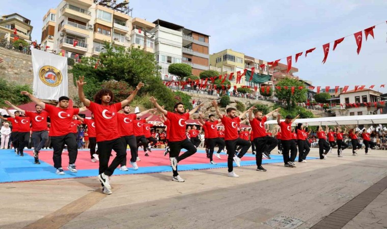 Alanyada 19 Mayıs coşkusu yaşandı