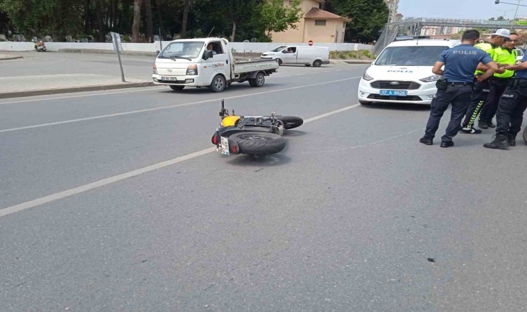 Alanyada iki motosiklet çarpıştı; 1 yaralı