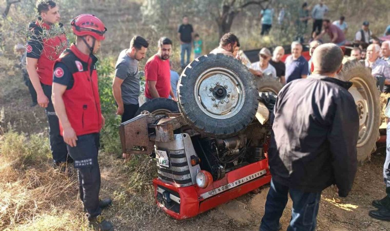 Balıkesirde traktör devrildi: 1 yaralı