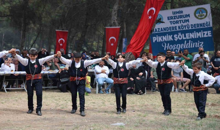 Binlerce Erzurumlu İzmirdeki piknik şöleninde bir araya geldi