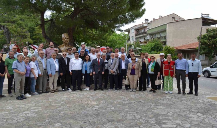 Hiciv ustası Şair Eşref memleketi Kırkağaçta anıldı