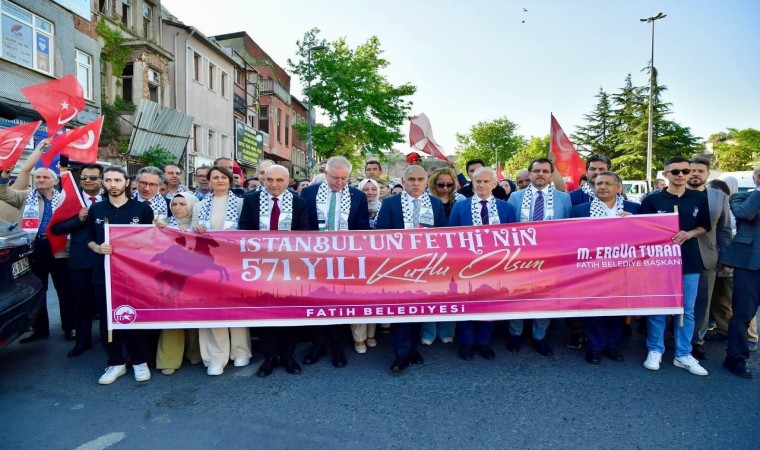 İstanbulun fethinin 571inci yılı Fatihte coşkuyla kutlandı