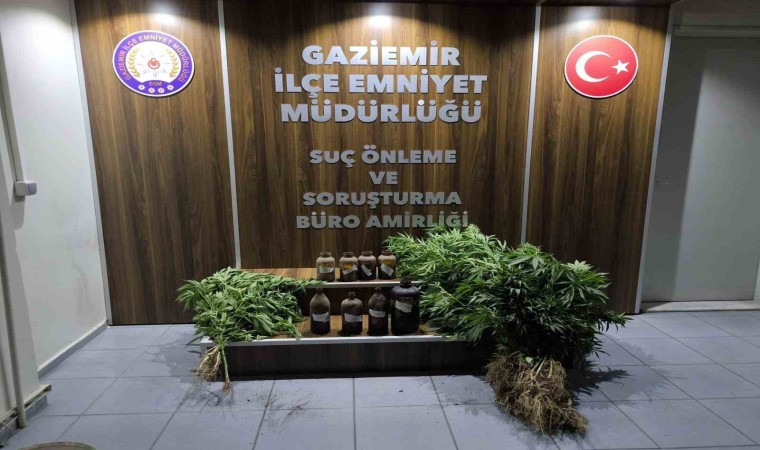 İzmirde zehir tacirine polis baskını