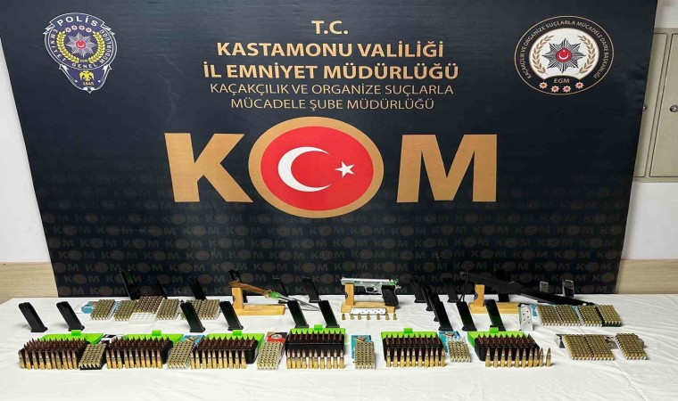 Kastamonuda 16 adrese operasyon: 12 gözaltı