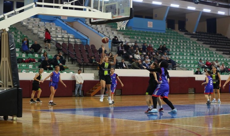 Merkezefendide basketbol altyapı seçmeleri başlıyor