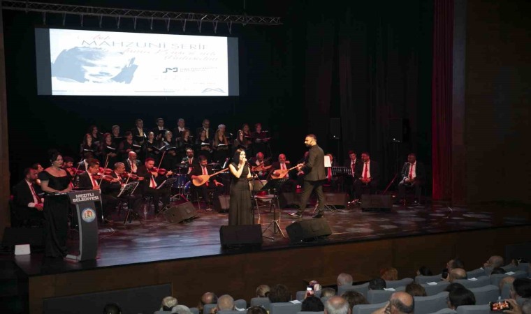 Mersinde Aşık Mahzuni Şerif konserle anıldı