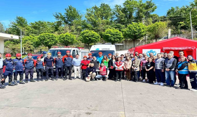 Orduda gerçeği aratmayan deprem tatbikatı