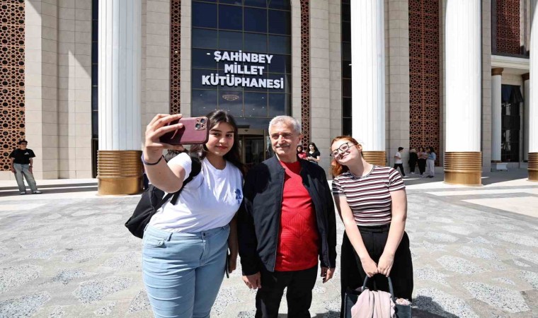 Şahinbey Belediyesi Millet Kütüphanesine yoğun ilgi