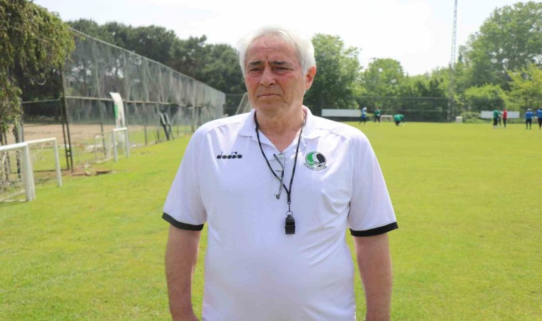 Sakaryaspor Teknik Direktörü Coşkun Demirbakan: “Biz her şeye hazırlıklıyız”