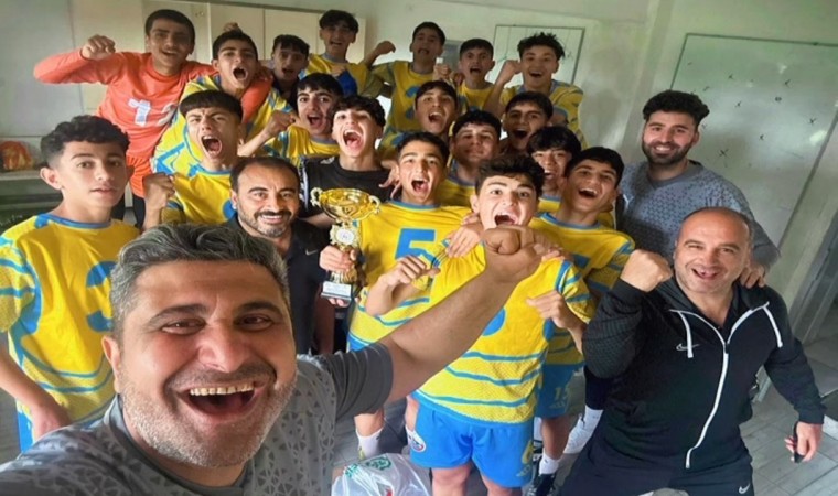 Siirt İl Özel İdare Spor U15 Takımı, Türkiyenin en iyi dört takımı arasına girdi