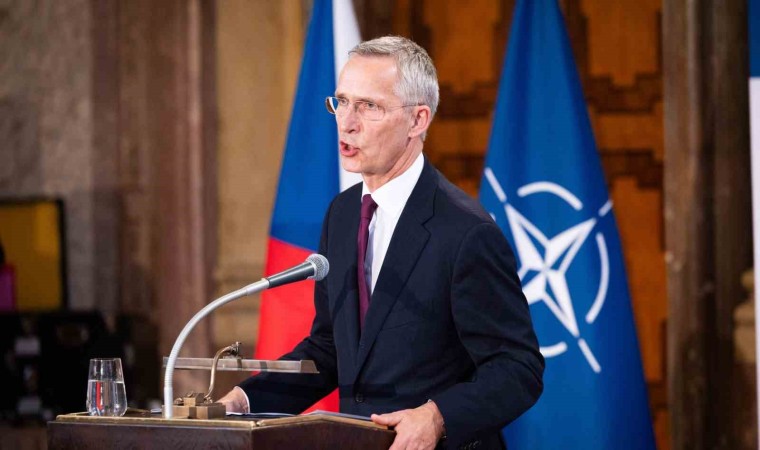 Stoltenberg: “Ukraynanın kendini savunma hakkı, Ukrayna dışındaki meşru askeri hedefleri vurmayı da içerir”