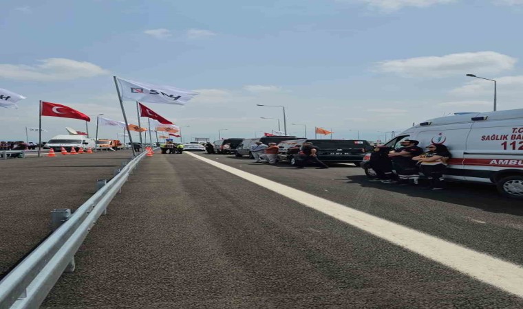 Tasarruf tedbirlerine uyan Bakan Uraloğlu, Osmaniyedeki açılışa sadece 3 araçla gitti