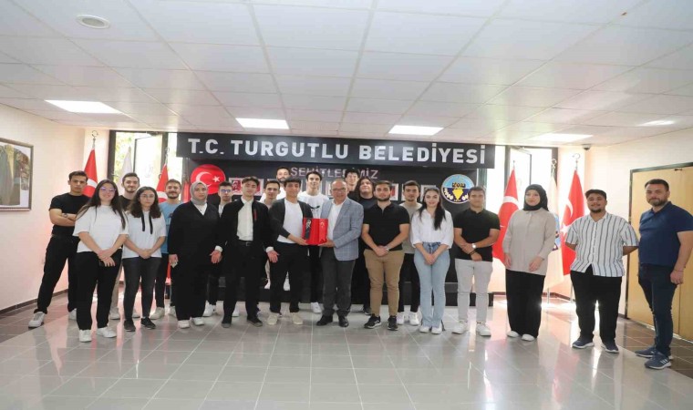 Turgutluda ‘Söz gençlerde