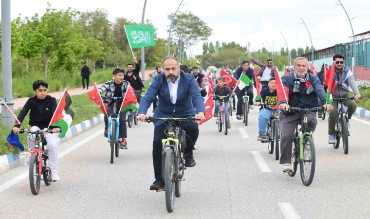 Van YYÜ öğrencileri Gazzeye destek protestolarını sürdürüyor