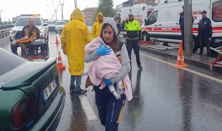 Yaralı bebeğe sağlık personelinden anne şefkati