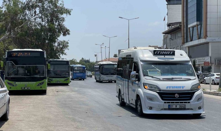 Adanada 50 derecede dolmuşta vatandaşa klima çilesi