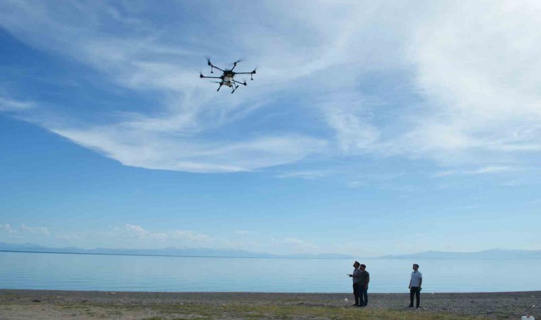 Adilcevazda drone ile sivrisinek ve haşerelerle mücadele