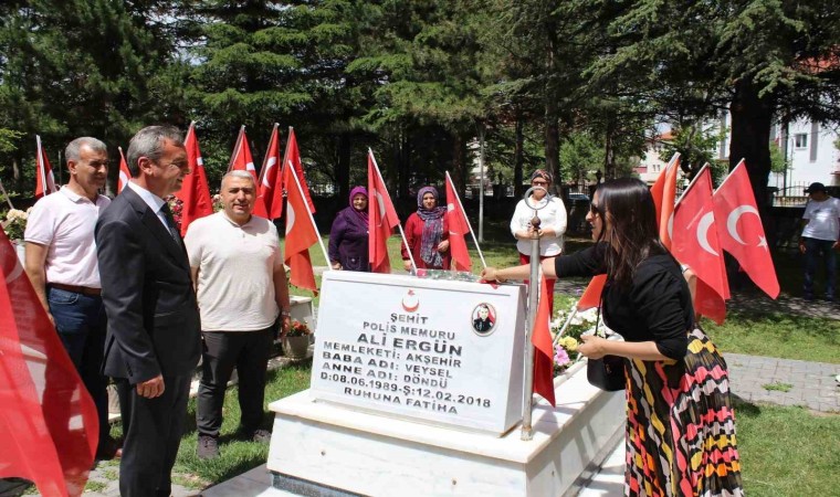 Akşehir İlçe Emniyet Müdürlüğünden şehitlik ziyareti