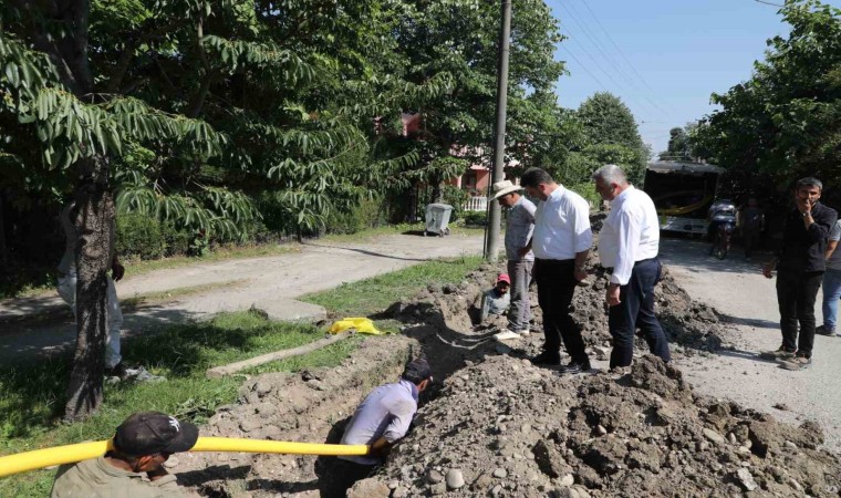 Akyazıda mahalleler doğalgazla buluşuyor