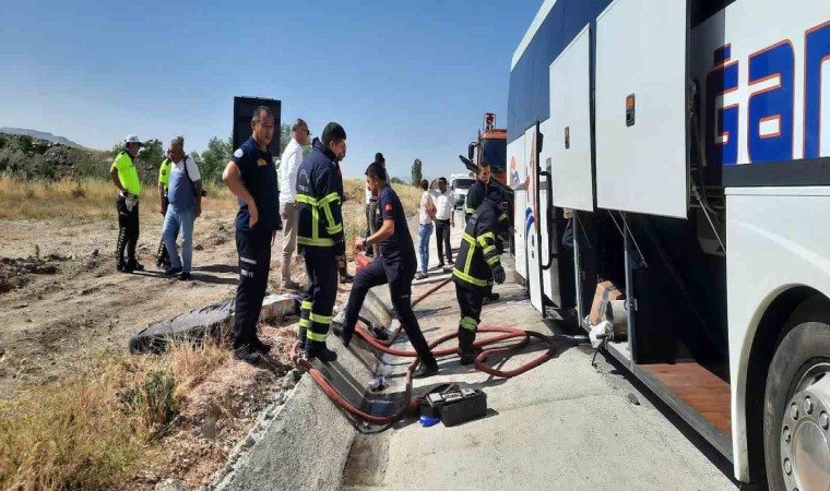 Amasyada yolcu otobüsünde korkutan yangın