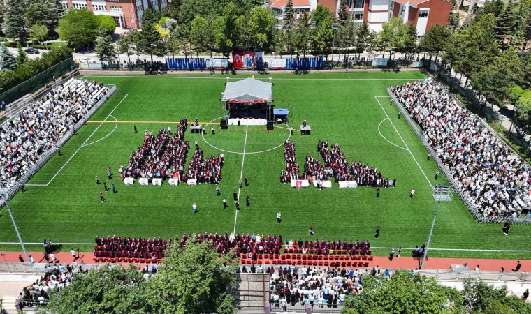 Anadolu Üniversitesinde mezuniyet heyecanı başladı