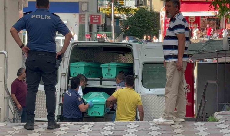 Ankarada boşanma aşamasındaki kadın evinde ölü bulundu