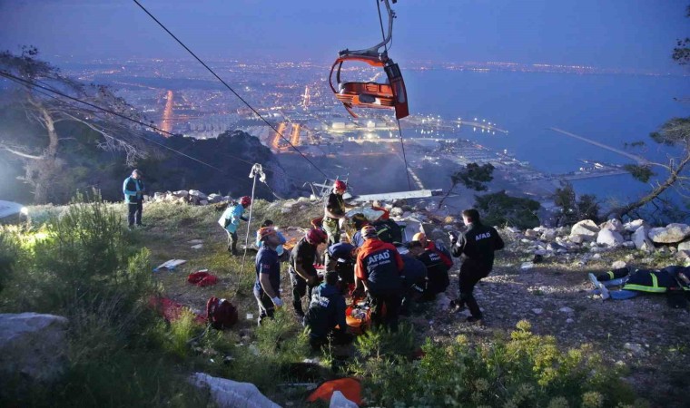 Antalyada 12 kişinin yargılandığı teleferik kazasının ilk duruşması başladı