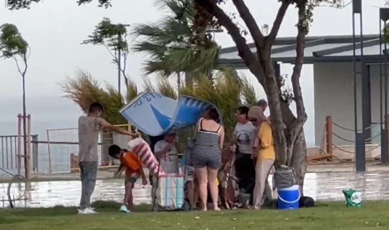 Antalyada şaşırtan hava değişimi: 38 dereceli gök gürültülü sağanak