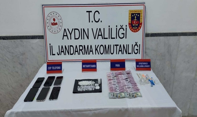 Aydına uyuşturucu sokmak isteyen şüpheliler jandarmaya takıldı