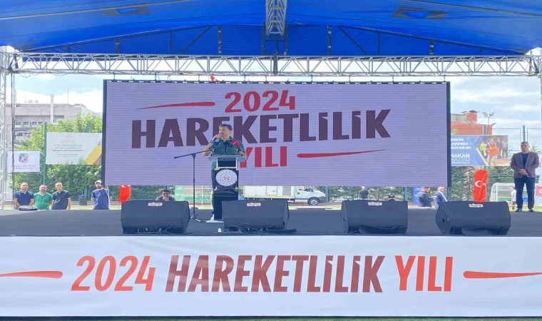 Bahçelievlerde Yaz Spor Okulları, Bakan Bakın katılımıyla düzenlenen törenle açıldı