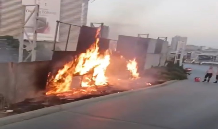 Başakşehirde Mall of İstanbul AVMnin otoparkında korkutan yangın