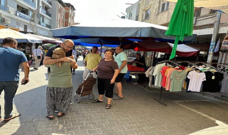 Başkan Zencirci semt pazarında esnaf ve vatandaşlarla buluştu