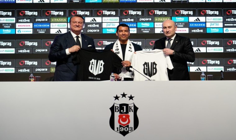 Beşiktaş, Giovanni van Bronckhorst ile sözleşme imzaladı