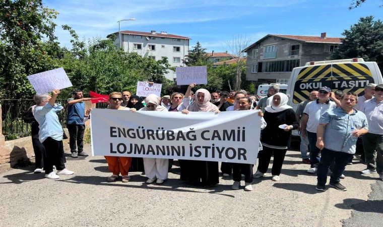 Beykozda, mahalle sakinlerinden ‘Süleymancılar cami lojmanına çöktü iddiası