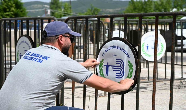 Bozüyükte kurban satış yerleri hazırlanıyor