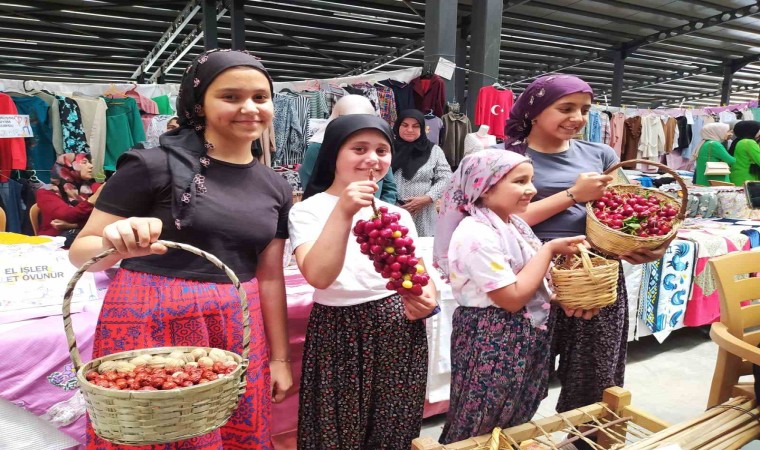 Çivrilde kursiyerlerin yıl boyunca ürettikleri görücüye çıktı