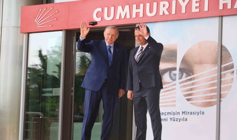 Cumhurbaşkanı Erdoğan 18 yıl sonra CHPde