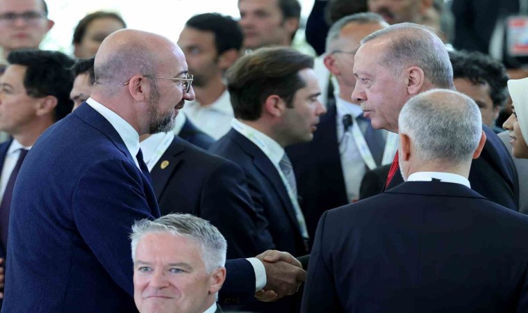 Cumhurbaşkanı Erdoğan, G7 Zirvesine katılan liderlerle görüştü