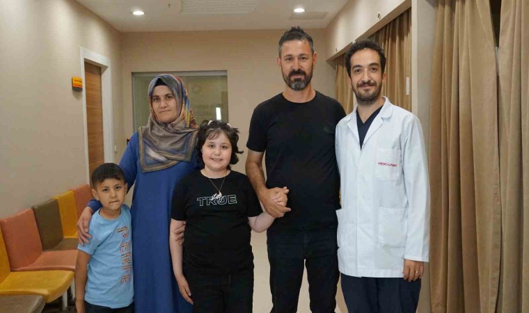 Depremzede çocuk Medical Pointte sağlığına kavuştu