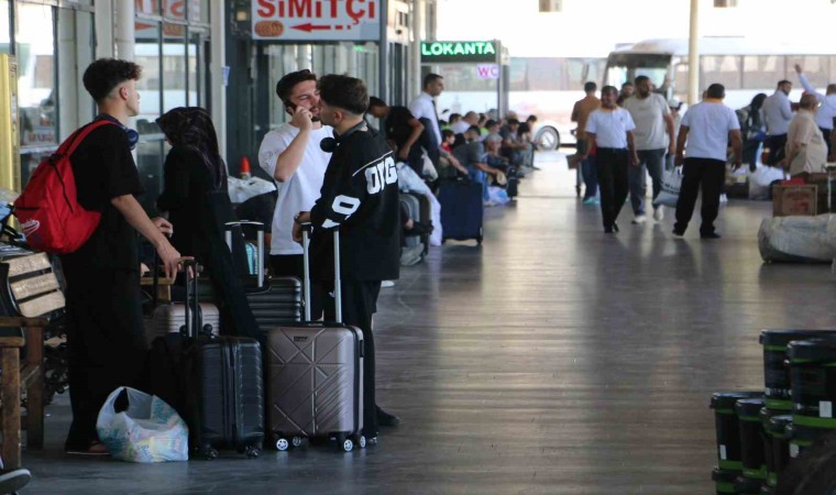 Diyarbakır Otogarında bayram için geliş yoğunluğu başladı, denetimler sıklaştı