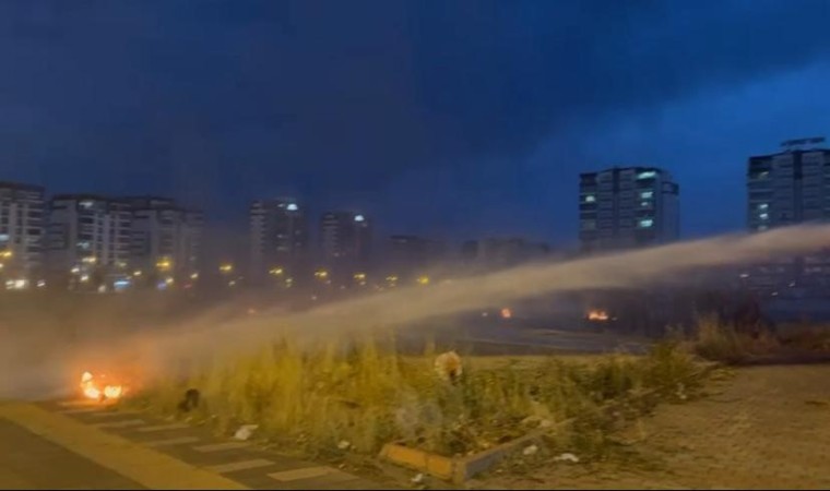 Diyarbakırda şehir içinde anız yangını