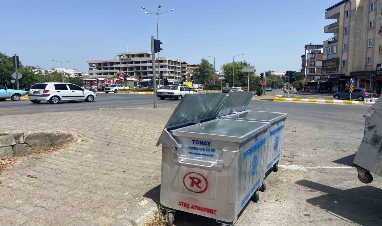 Efelerde çöp konteynerlerinin sayısı arttı