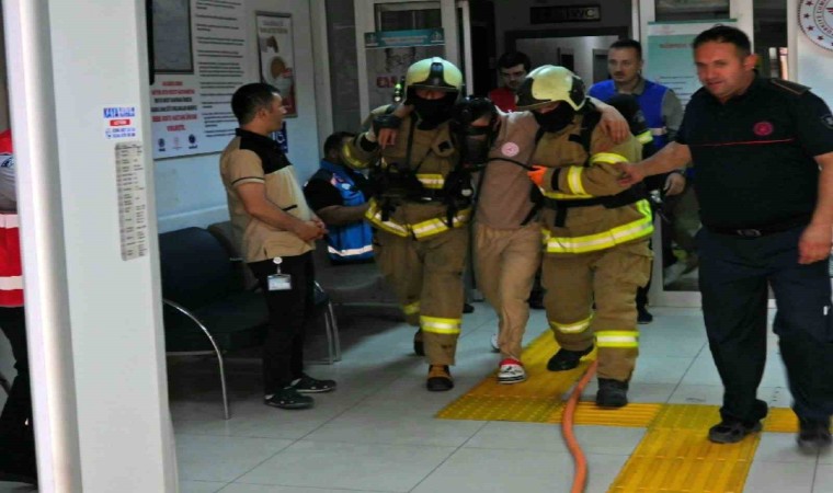 Erdek Neyyire Sıtkı Devlet Hastanesinde gerçeği aratmayan tatbikat