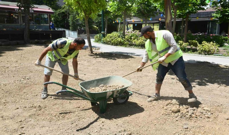 Esenyurt Belediye Başkanı Özerden parklara “hizmet seferberliği”