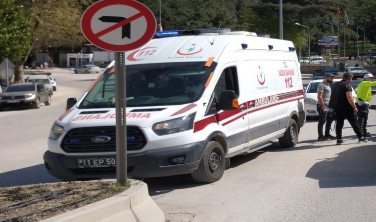 Eski Otogar Kavşağında trafik kazası; 1 yaralı