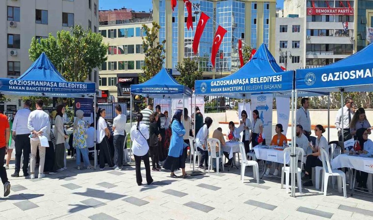 Gaziosmanpaşada “Kariyer ve İstihdam Fuarı” düzenlendi