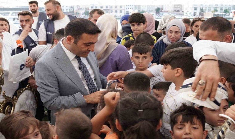 Geleneksel Beyoğlu Sünnet Şöleni bu yıl İstanbul Boğazında gerçekleşti