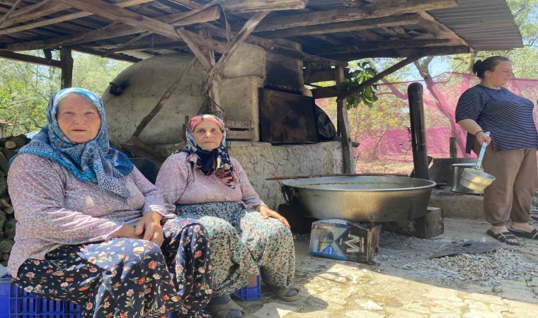 Göllücede geleneksel Dede çorbası zamanı