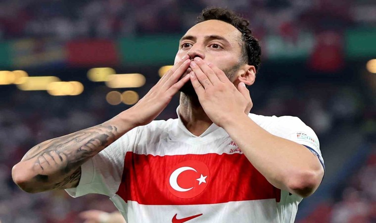 Hakan Çalhanoğlu ve Samet Akaydin cezalı duruma düştü